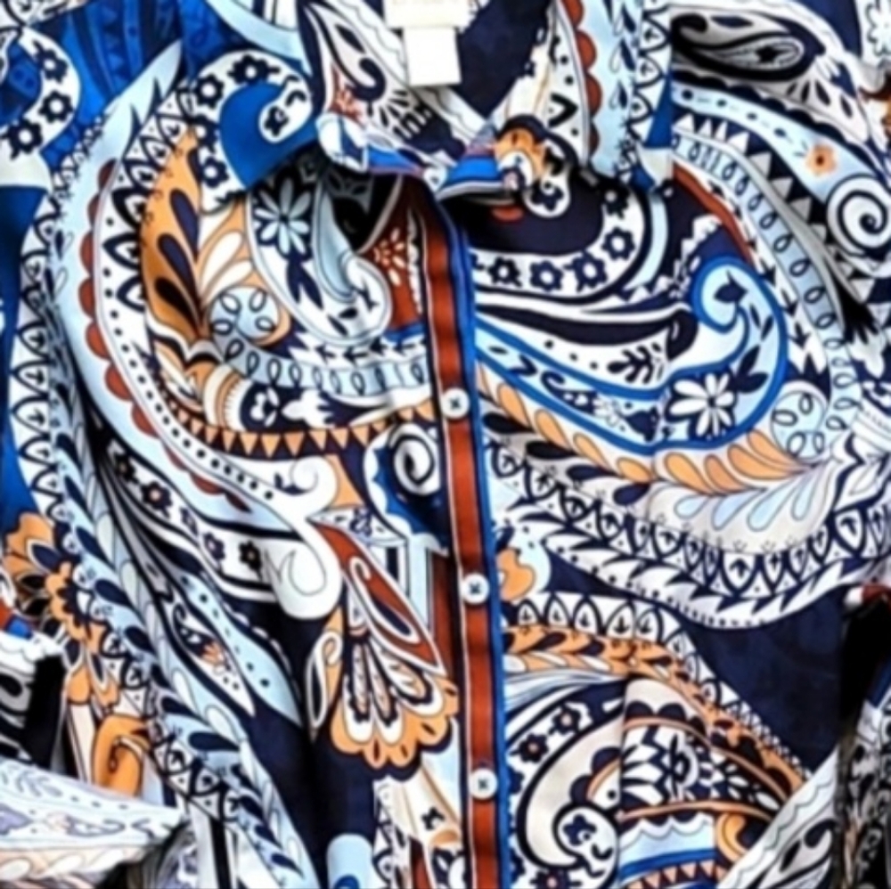Chico's(3)=16/XL. Blue Paisley No-Iron Shirt. - Picture 12 of 12